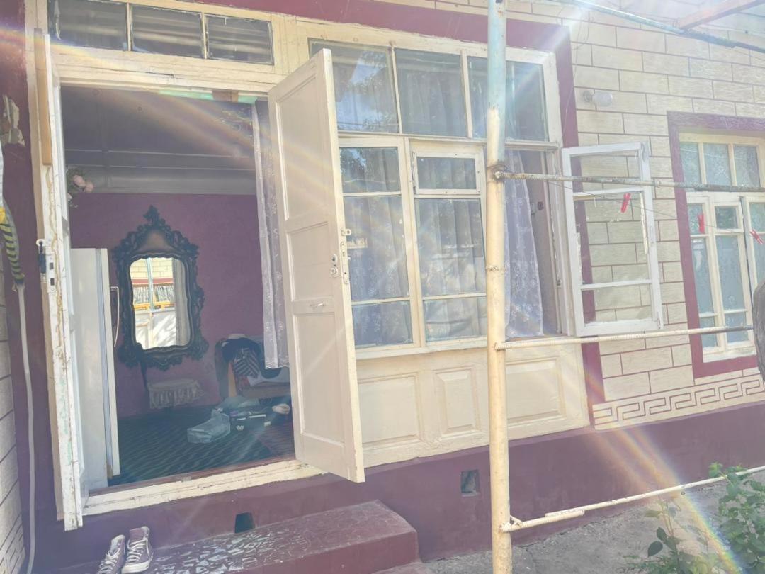 Hotel House In The Family Yard, For Family And Women!! Taschkent Exterior foto